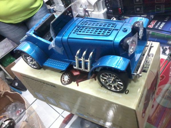 Carro de som Calhambeque Mp3 Fm e entrada Pendrive e Cart